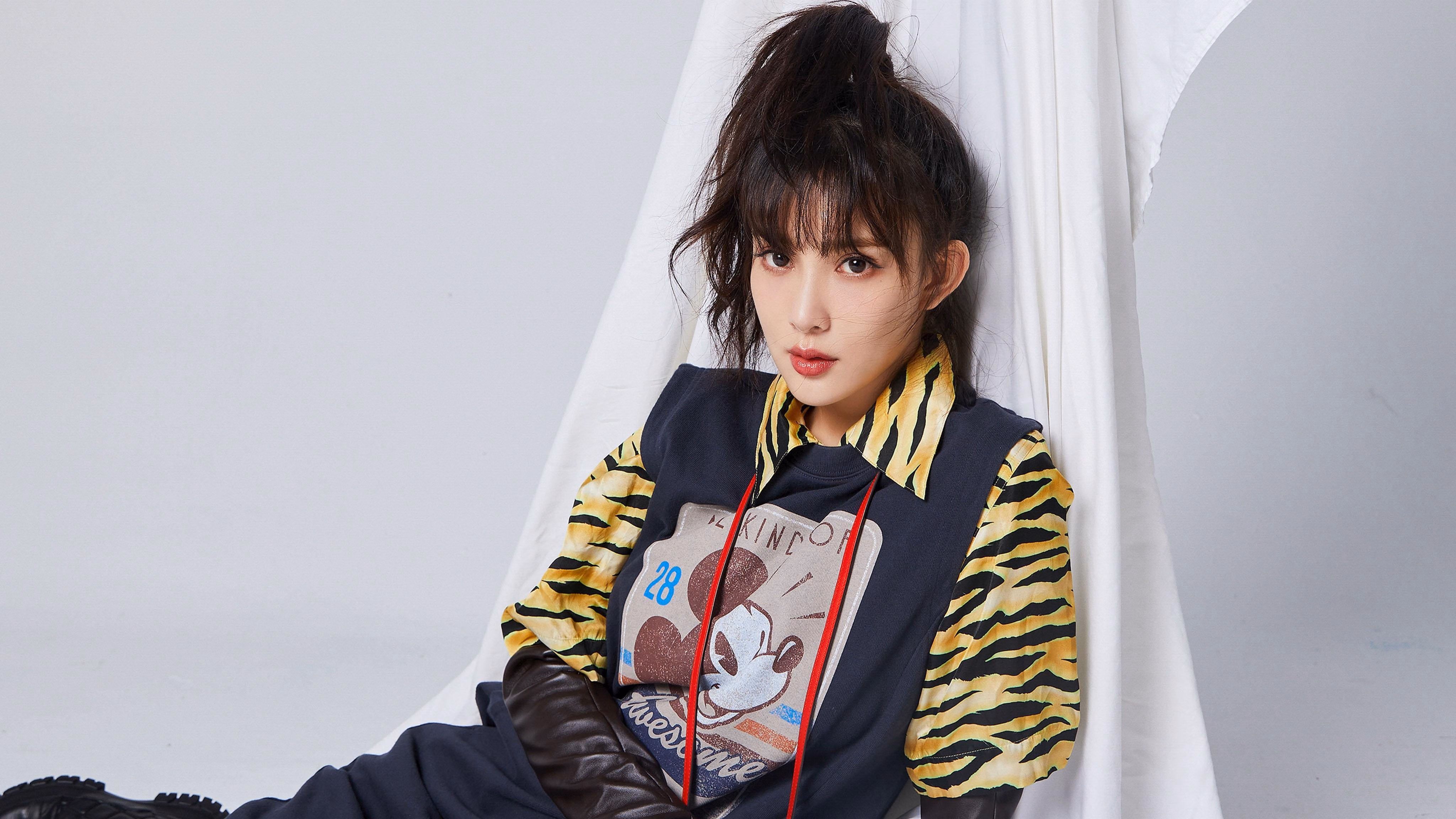 平行宇宙的篮球新闻，拉文展现巨星价值，北京队带走马刺