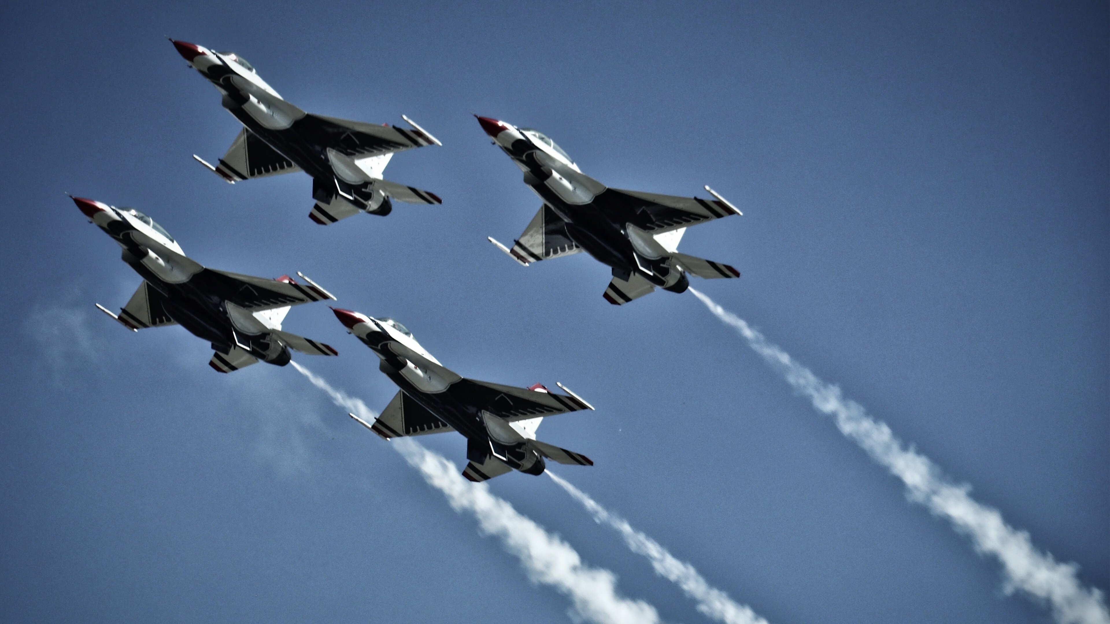 当西北狼遇上江南虎，利拉德时间点燃跨洋篮球之火